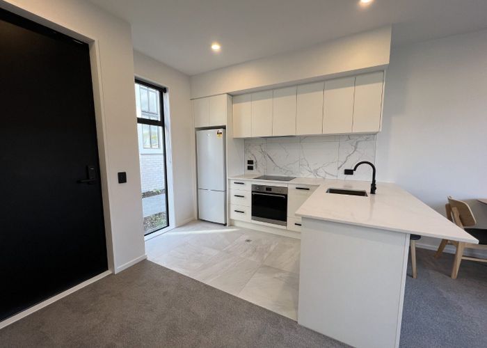  at 2/16 Rutherford Street, Woolston, Christchurch City, Canterbury