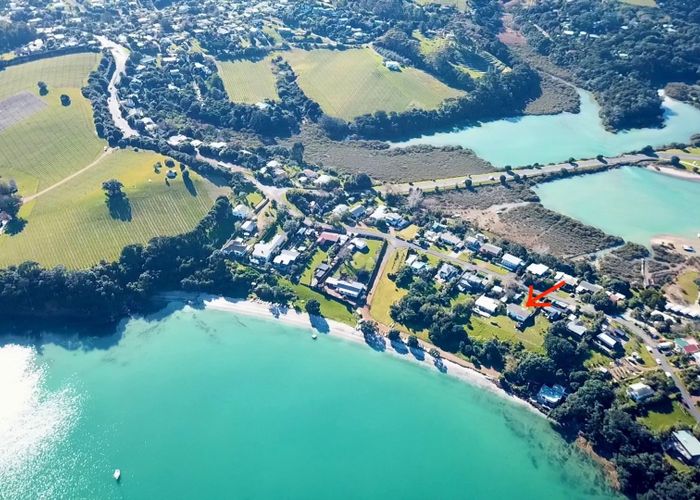 For sale 24 Shelly Beach Road, Surfdale, Waiheke Island, Auckland