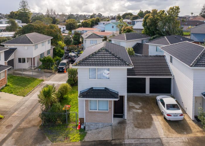  at 11 Manatu Lane, Kelston, Waitakere City, Auckland
