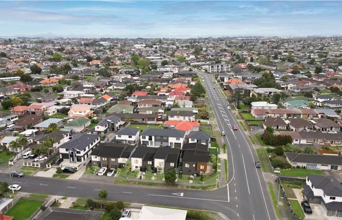  at 8/269 Shirley Road, Papatoetoe, Manukau City, Auckland