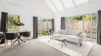  at 2/54 Hungerford Road, Houghton Bay, Wellington