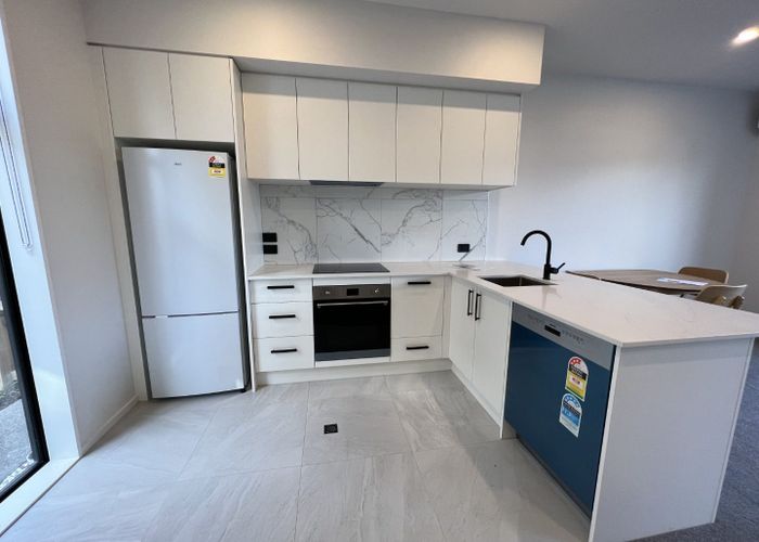  at 4/16 Rutherford Street, Woolston, Christchurch