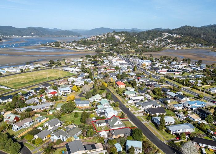  at 8 Kauri Place, Tairua, Tairua