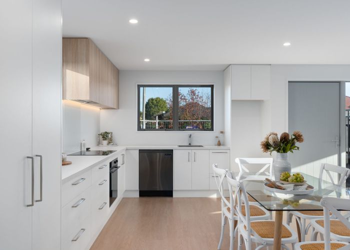  at 1/40 Vagues Road, Papanui, Christchurch City, Canterbury