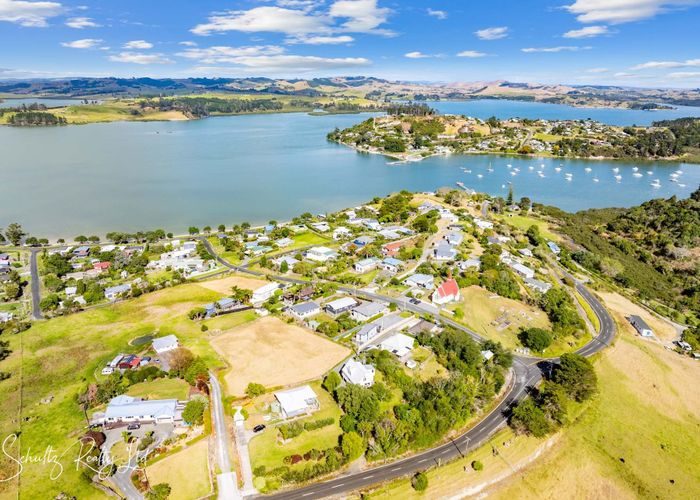  at 38 Oxford Street, Whakapirau, Kaipara, Northland