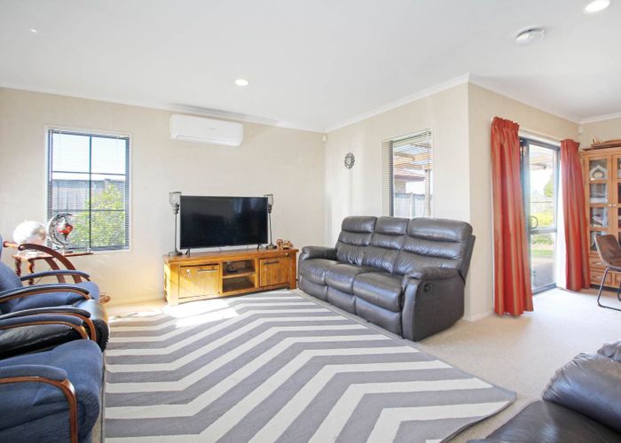  at 28 Stellata Court, Randwick Park, Auckland