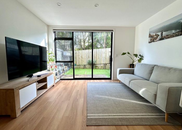  at 32 Kotuitui Street, Manukau, Auckland