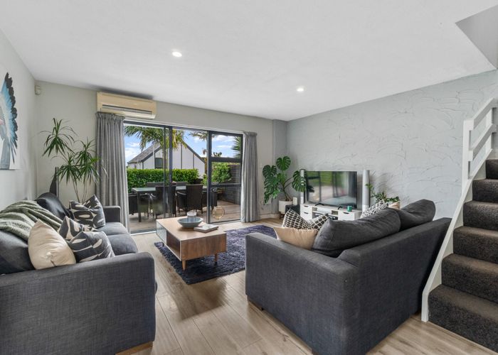  at 3/80 Taumata Road, Sandringham, Auckland