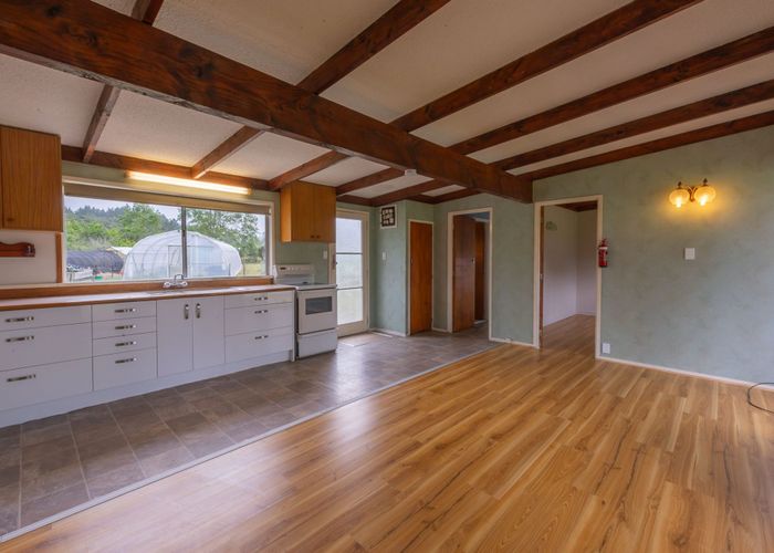  at 147 Tara Road, Kaiwaka
