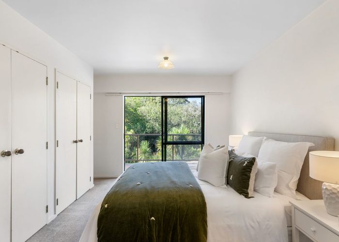  at 2/1B Birkenhead Avenue (also known as 5/1b), Birkenhead, North Shore City, Auckland
