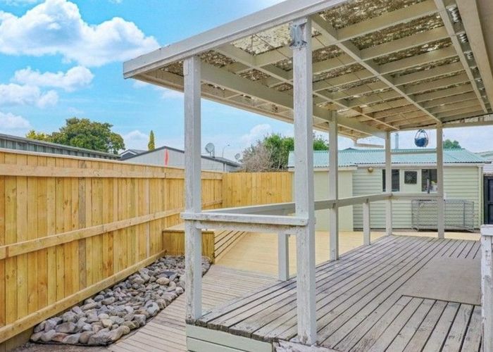  at 4 Matipo Place, Edgecumbe, Whakatane, Bay Of Plenty