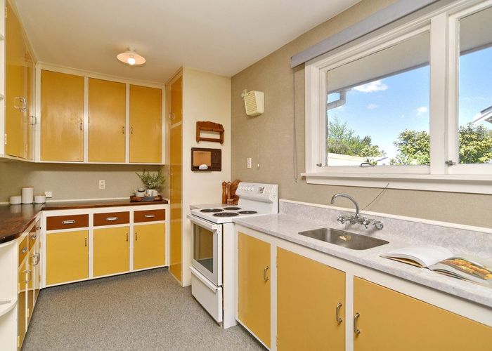  at 10 Todd Avenue, Bishopdale, Christchurch City, Canterbury