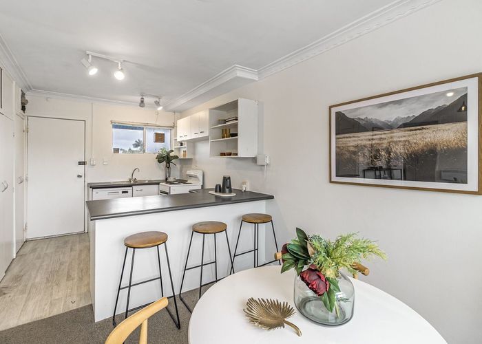  at 38J Horoeka Ave, Mount Eden, Auckland City, Auckland