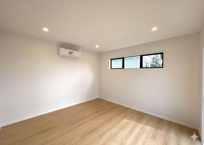  at 16B Exmouth Road, Northcote, North Shore City, Auckland