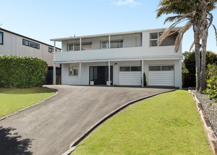  at 24 Tay Street, Mount Maunganui, Mount Maunganui