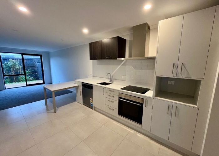  at 2/492C Richardson Road , Mount Roskill, Auckland City, Auckland