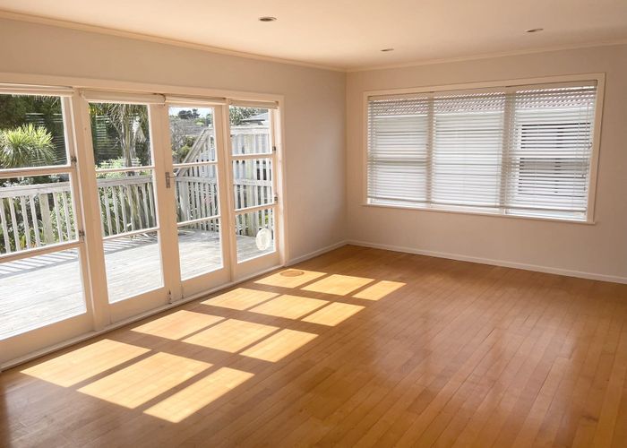  at 7 Edgerton Road, Te Atatu Peninsula, Auckland