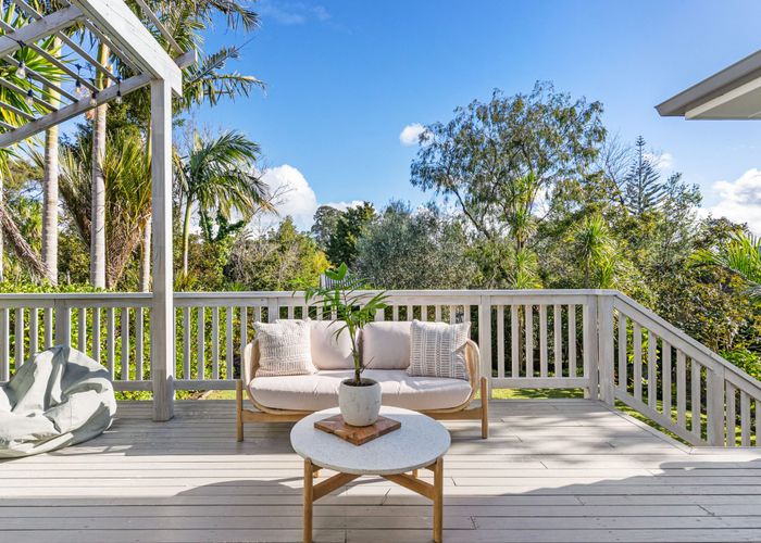  at 80 Aeroview Drive, Beach Haven, North Shore City, Auckland