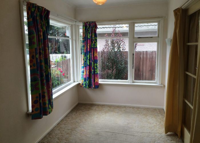  at 122 Avonhead Road, Avonhead, Christchurch City, Canterbury