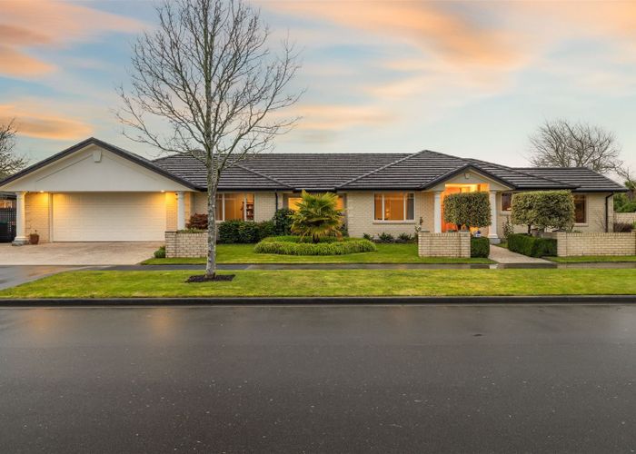  at 85 Coolspring Way, Redwood, Christchurch