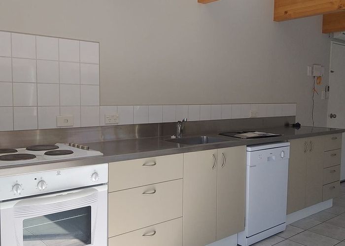  at 1/75 Mandeville Street, Riccarton, Christchurch City, Canterbury