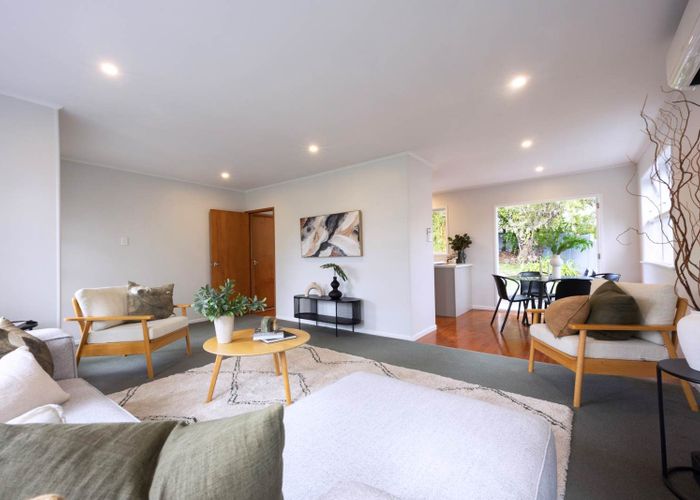  at 2 Pendlebury Street, Green Bay, Waitakere City, Auckland