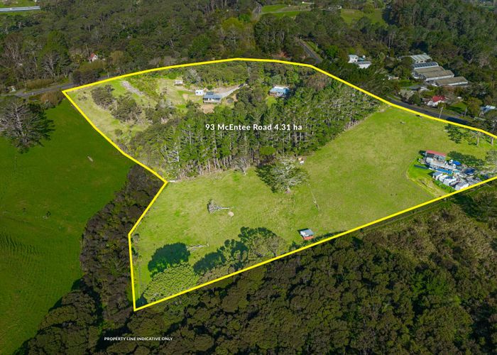  at 93 Mcentee Road, Waitakere, Auckland