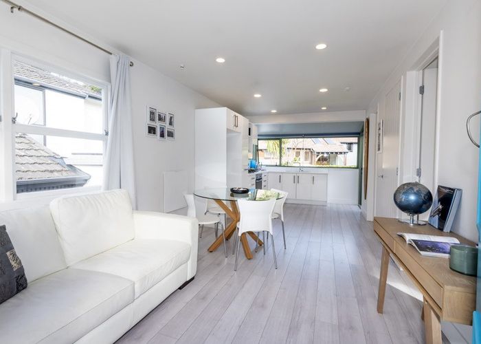  at 2/68 Hawera Road, Kohimarama, Auckland