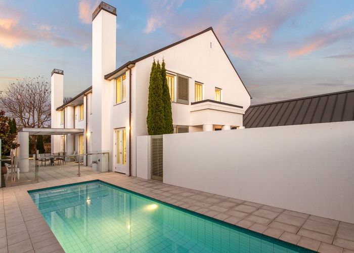  at 40 Clissold Street, Merivale, Christchurch City, Canterbury