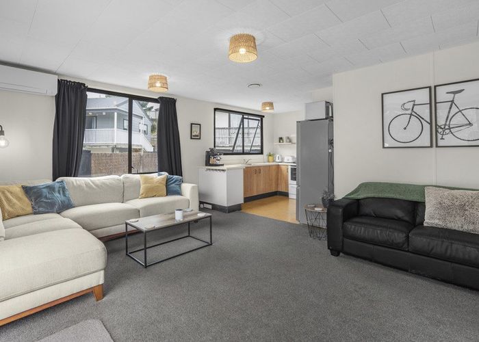  at 1/169 Maungaraki Road, Korokoro, Lower Hutt