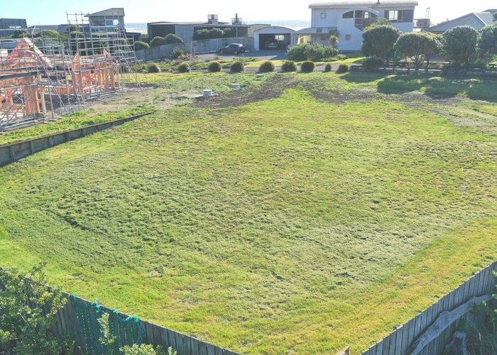  at 6 Ngati Huia Place, Waitarere Beach, Horowhenua, Manawatu / Whanganui