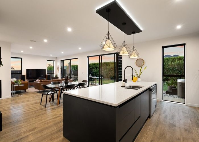  at 58 Eighth View Avenue, Beachlands, Manukau City, Auckland