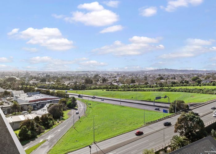  at 1108/8 Lakewood Court, Manukau, Manukau City, Auckland