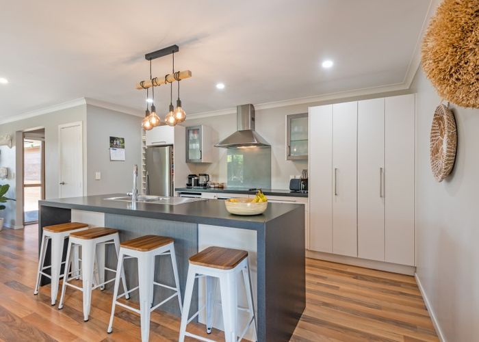  at 5 Galea Grove, Kelvin Grove, Palmerston North