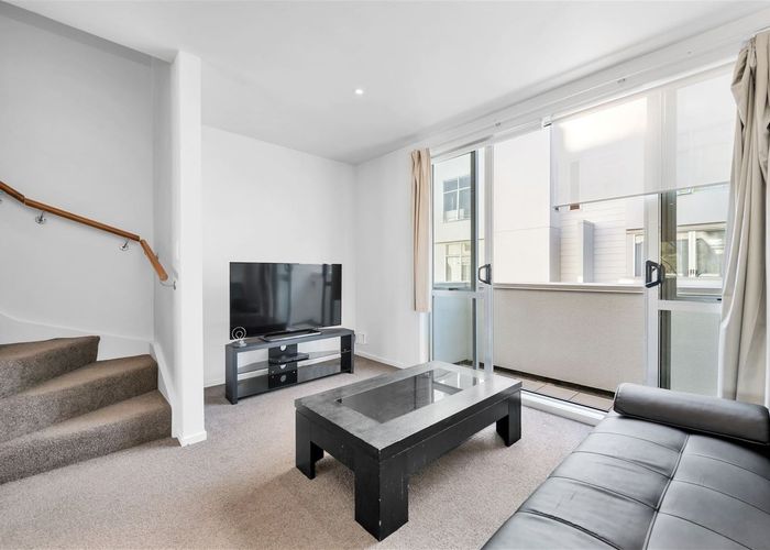  at 10/852 Mount Eden Road, Three Kings, Auckland