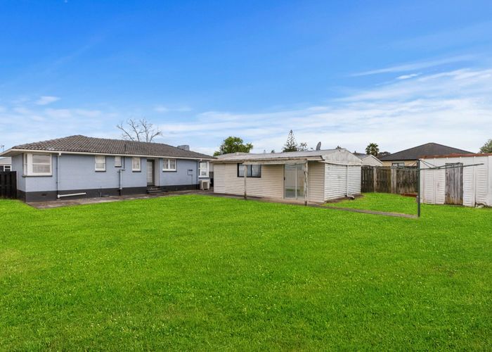  at 24 Tairere Crescent, Rosehill, Papakura