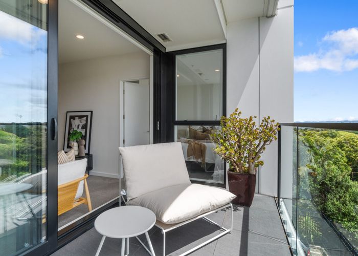  at 215/19 Rawene Road, Birkenhead, North Shore City, Auckland