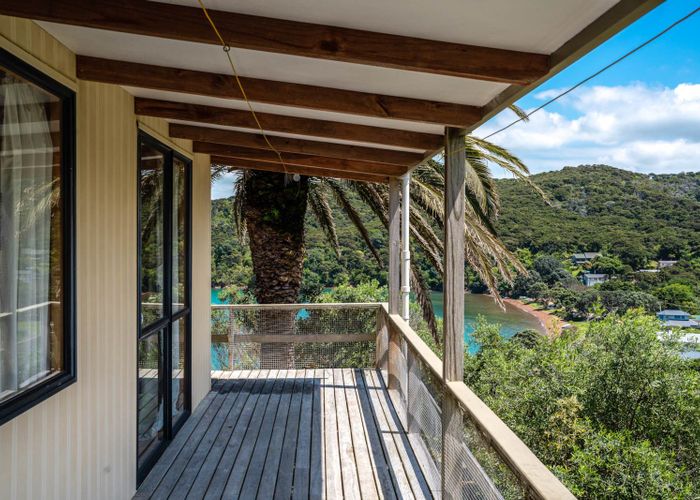  at 6 Pohutukawa Avenue, Ōmiha, Waiheke Island
