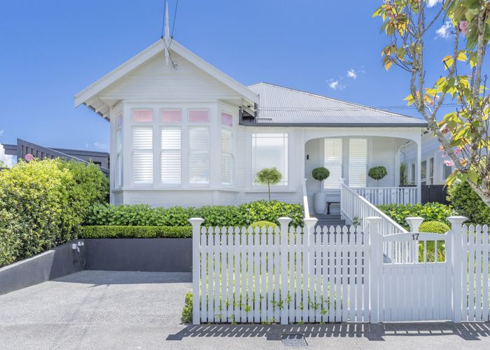  at 17 Brixton Road, Mount Eden, Auckland