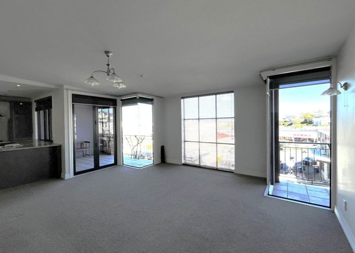  at 2/36 Victoria Road, Devonport, North Shore City, Auckland