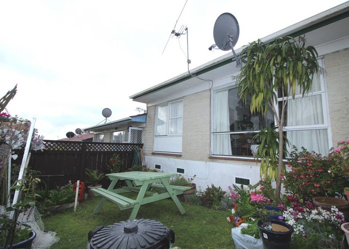  at 5/150 Hutchinson Avenue, New Lynn, Auckland