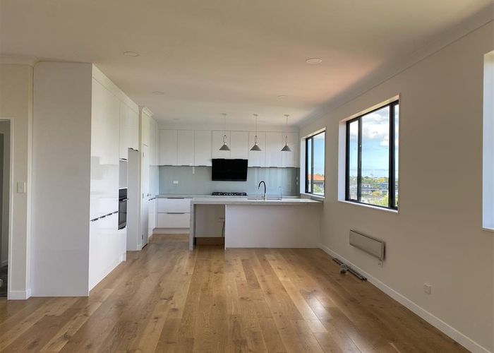  at 16A Venus Place, Half Moon Bay, Manukau City, Auckland