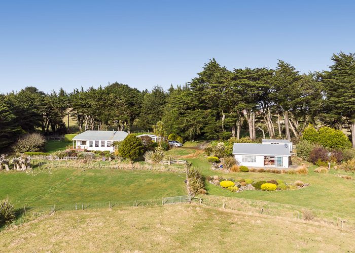  at 195 Heyward Point Road, Heyward Point, Port Chalmers