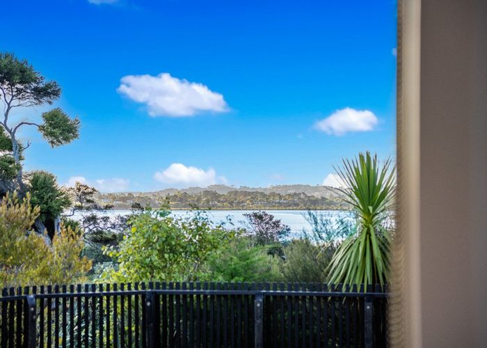  at 32 Nevill Road, Hobsonville, Waitakere City, Auckland