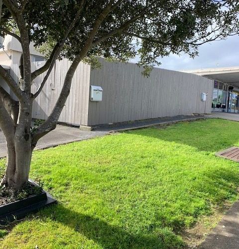  at 2/1 Leonard Road, Mount Wellington, Auckland City, Auckland
