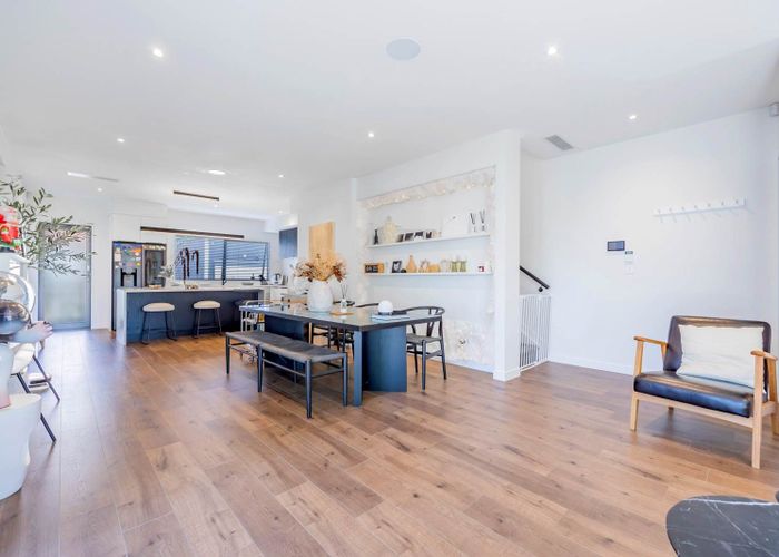  at 1/24 Garland Road, Greenlane, Auckland