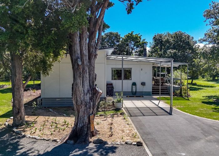  at 21 William Donald Drive, Masterton, Masterton, Wellington