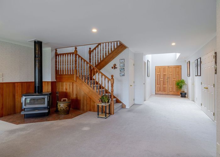  at 120 Pacific Drive, Fitzherbert, Palmerston North, Manawatu / Whanganui