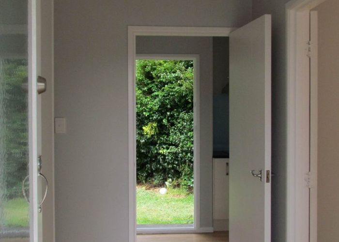  at 63 Hatherlow Street, Glenfield, North Shore City, Auckland