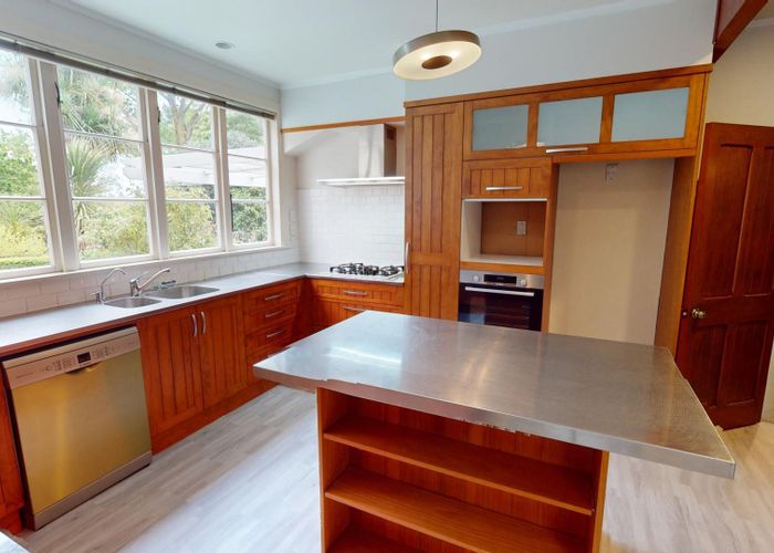  at 200 Aokautere Drive, Fitzherbert, Palmerston North